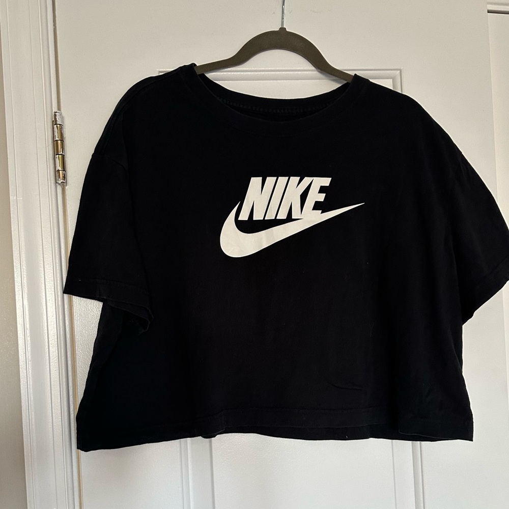 Nike Black Cropped T-shirt